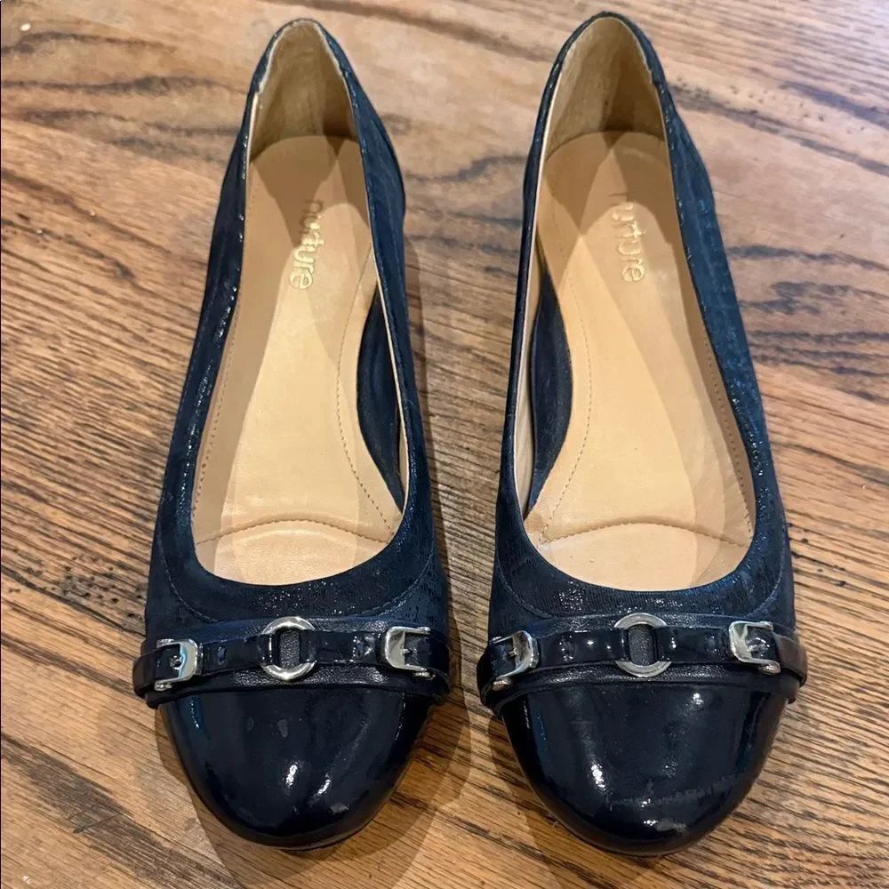 Nurture by Lamaze Black and Navy Flats
